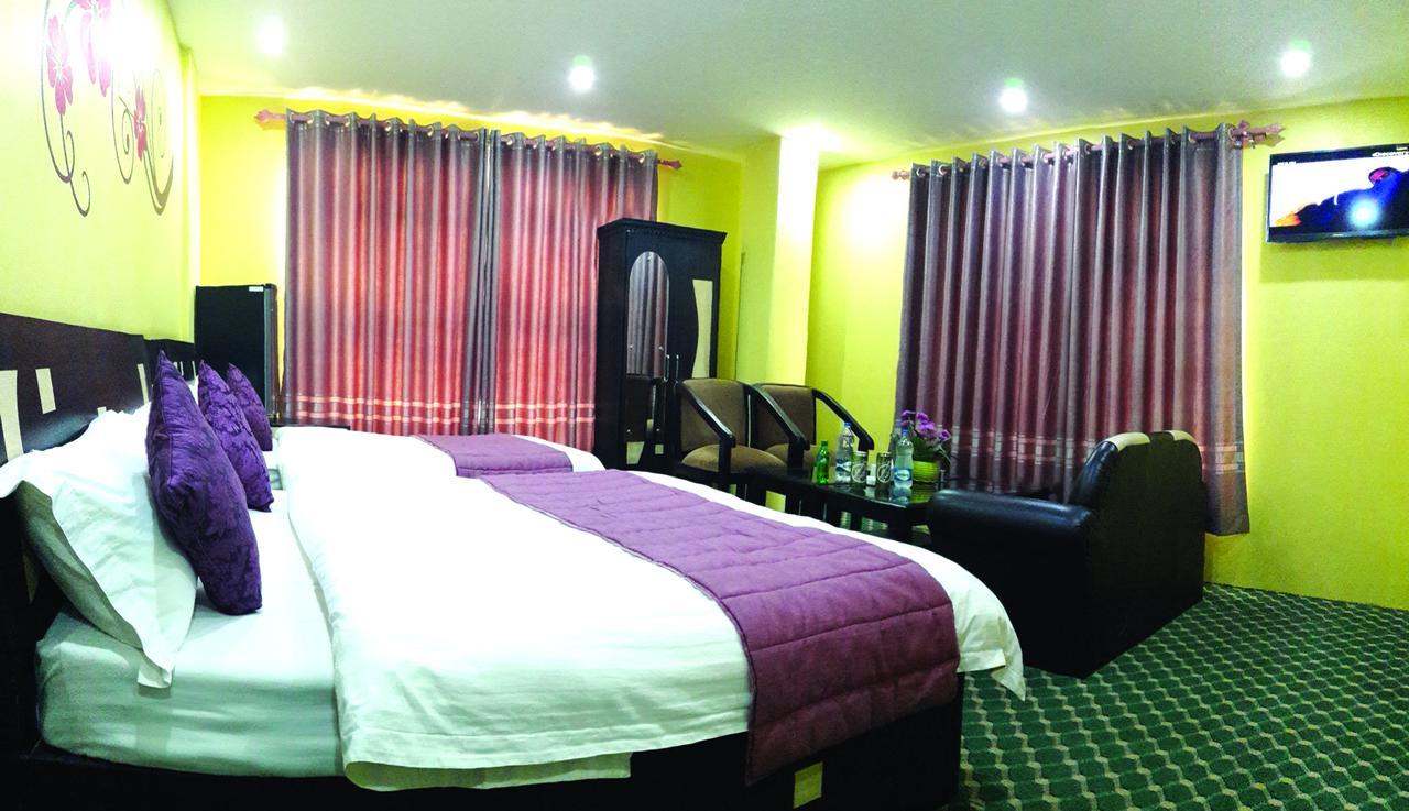 Asian Hotel Butwal Buitenkant foto