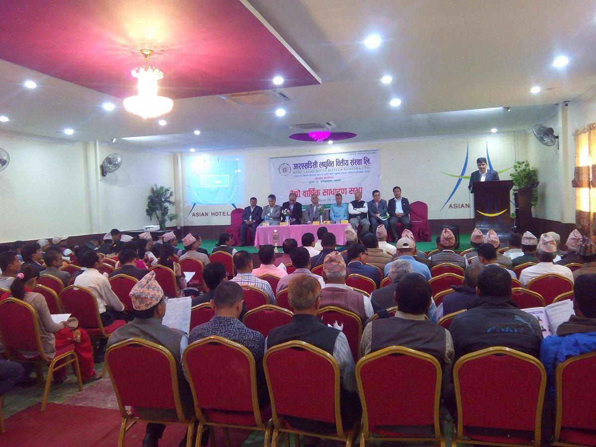 Asian Hotel Butwal Buitenkant foto